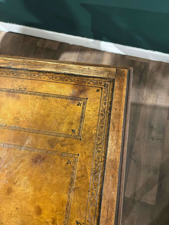 Victorian oak library table featuring bb