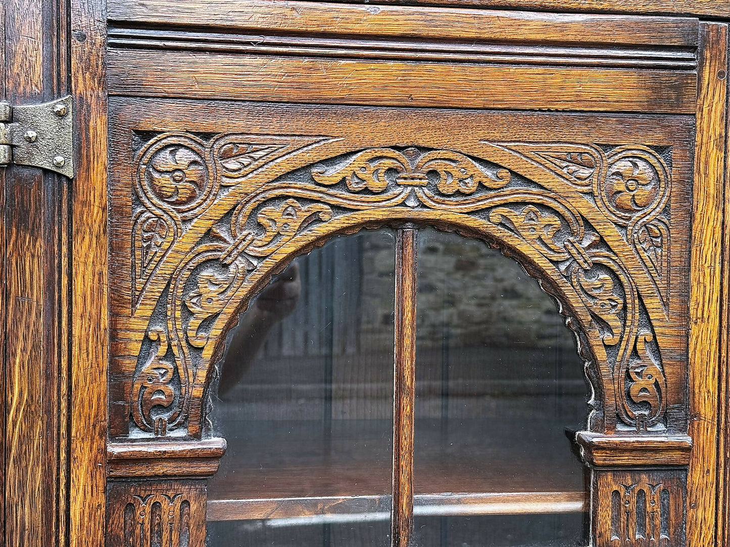 Titchmarsh & Goodwin English Oak Bookcase
