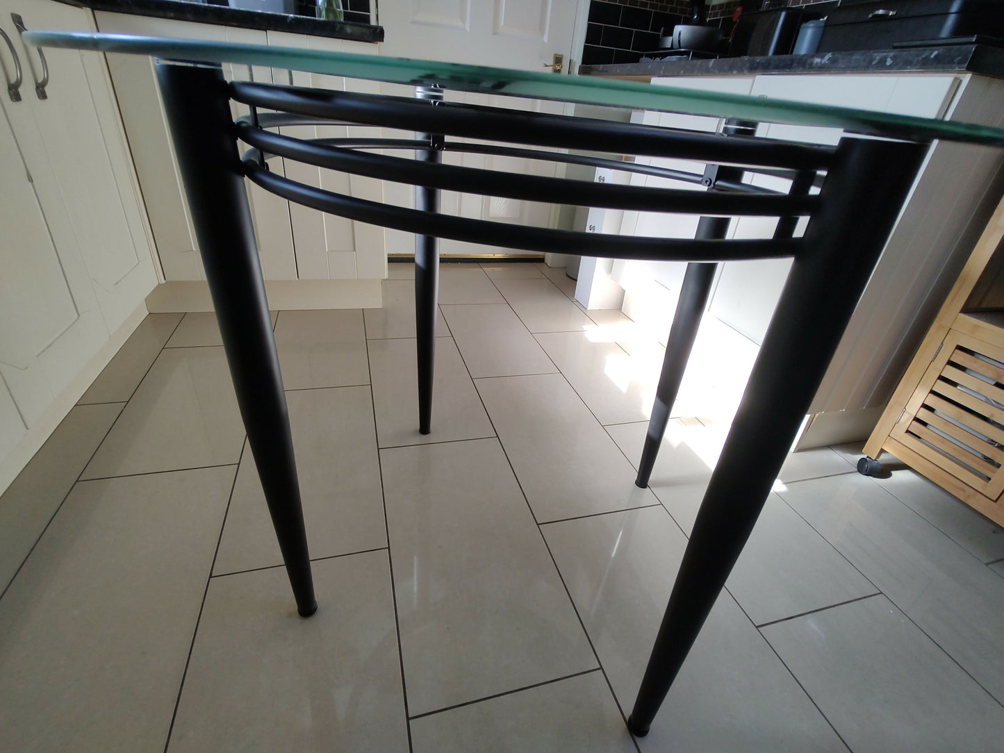 THE AFRICAN ASPECTS UPCYCLED – ONE-OFF FURNITURE ART Who's Head of the Table?