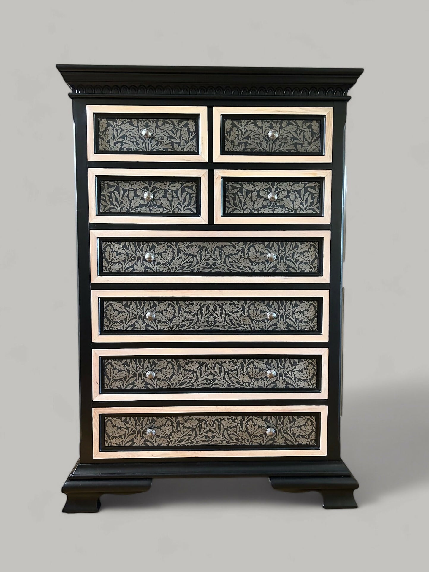 Chest of Drawers. Solid wood. Large. Handpainted. William Morris style.