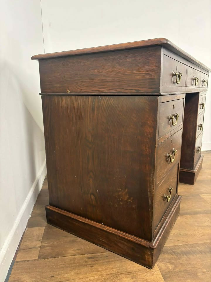 Victorian Oak Twin Pedestal Kneehole Desk