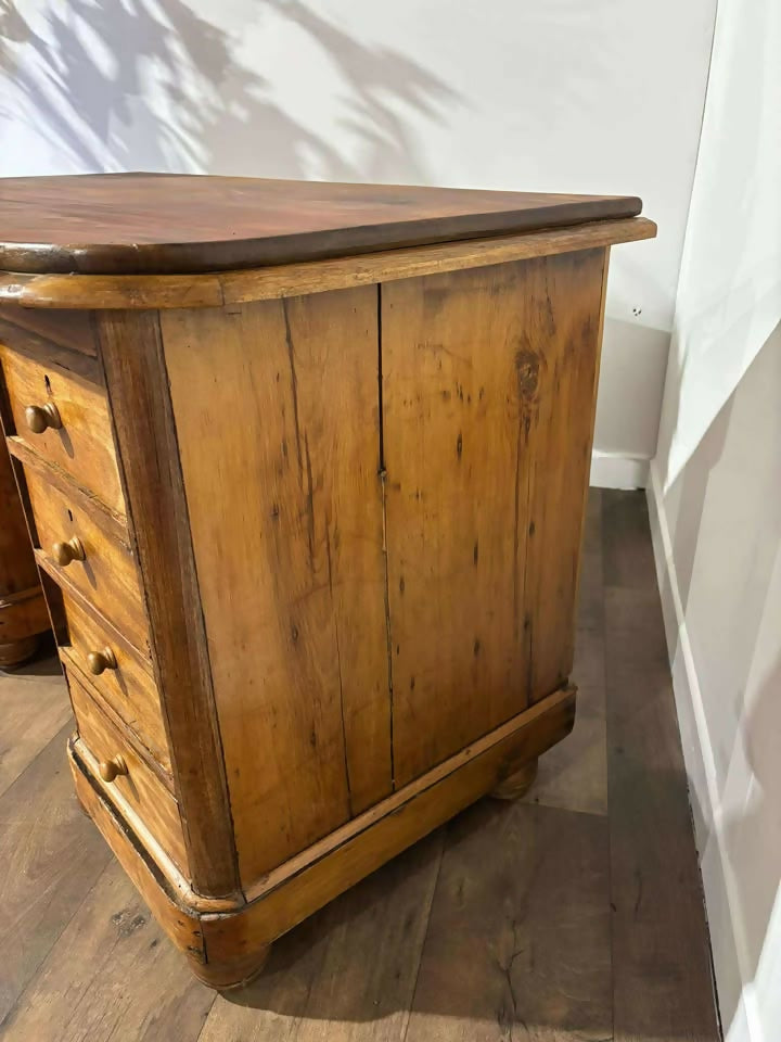 530826183_744270321924962_5181666425998148971_n