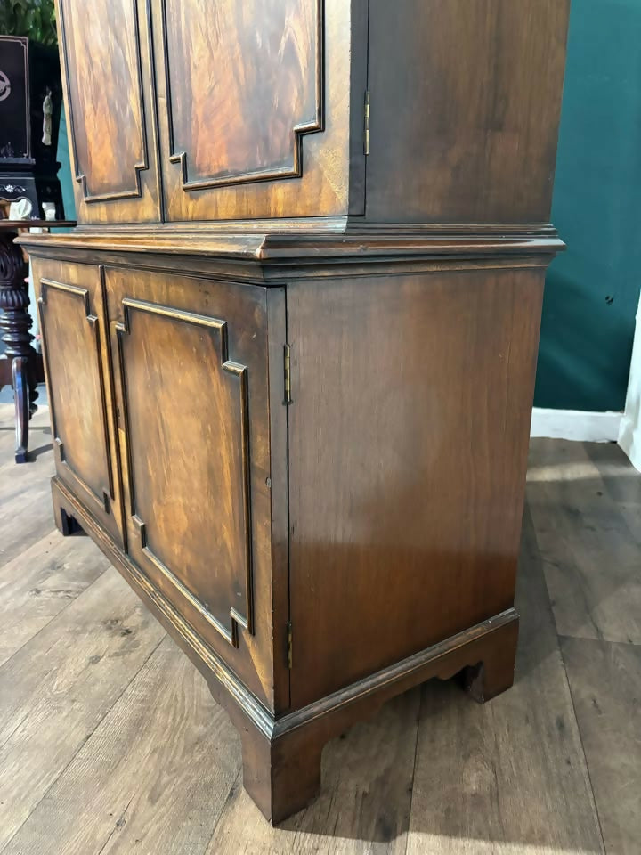 Reproduction Mahogany Cabinet7