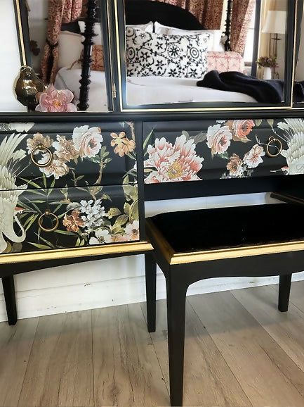 Black and Gold Chinoissrie Stag Dressing Table