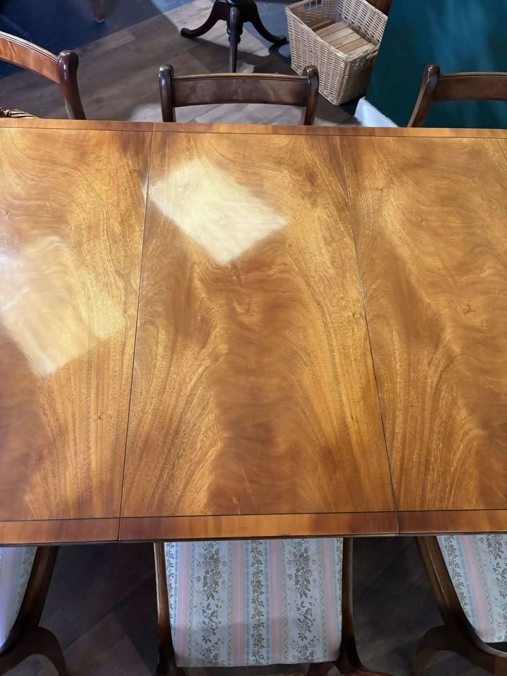 Regency Style Mahogany Twin Pedestal Table with Eight Chairszz