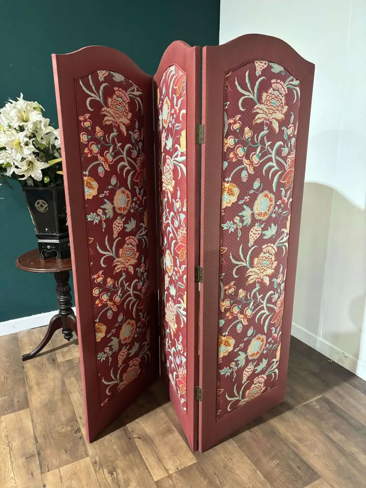 Vintage Fabric Covered Three Fold Dressing Screenb