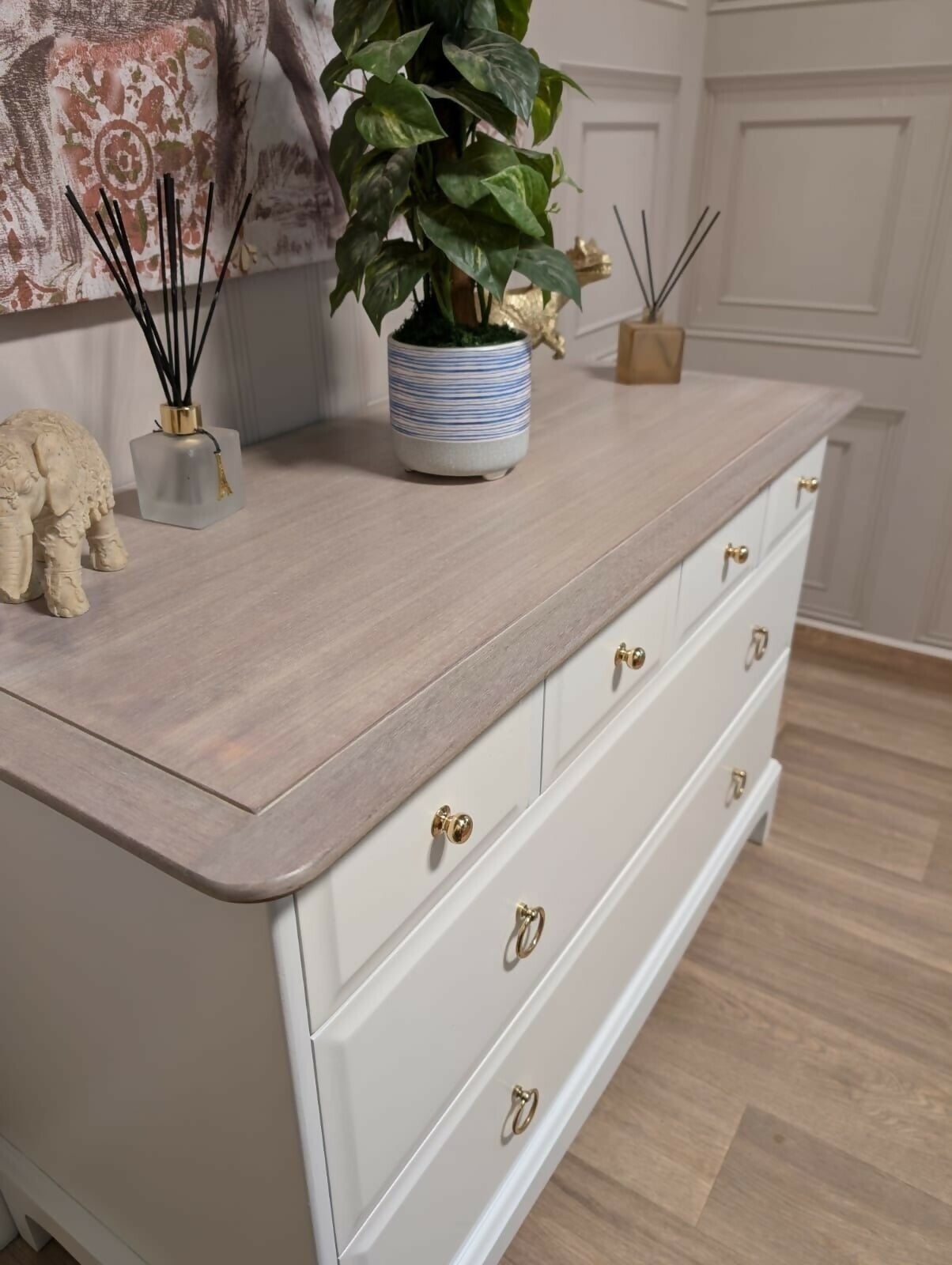 Professionally Sprayed Stag Minstrel 4 over 2 With Bleached Wood Tops , Stunning