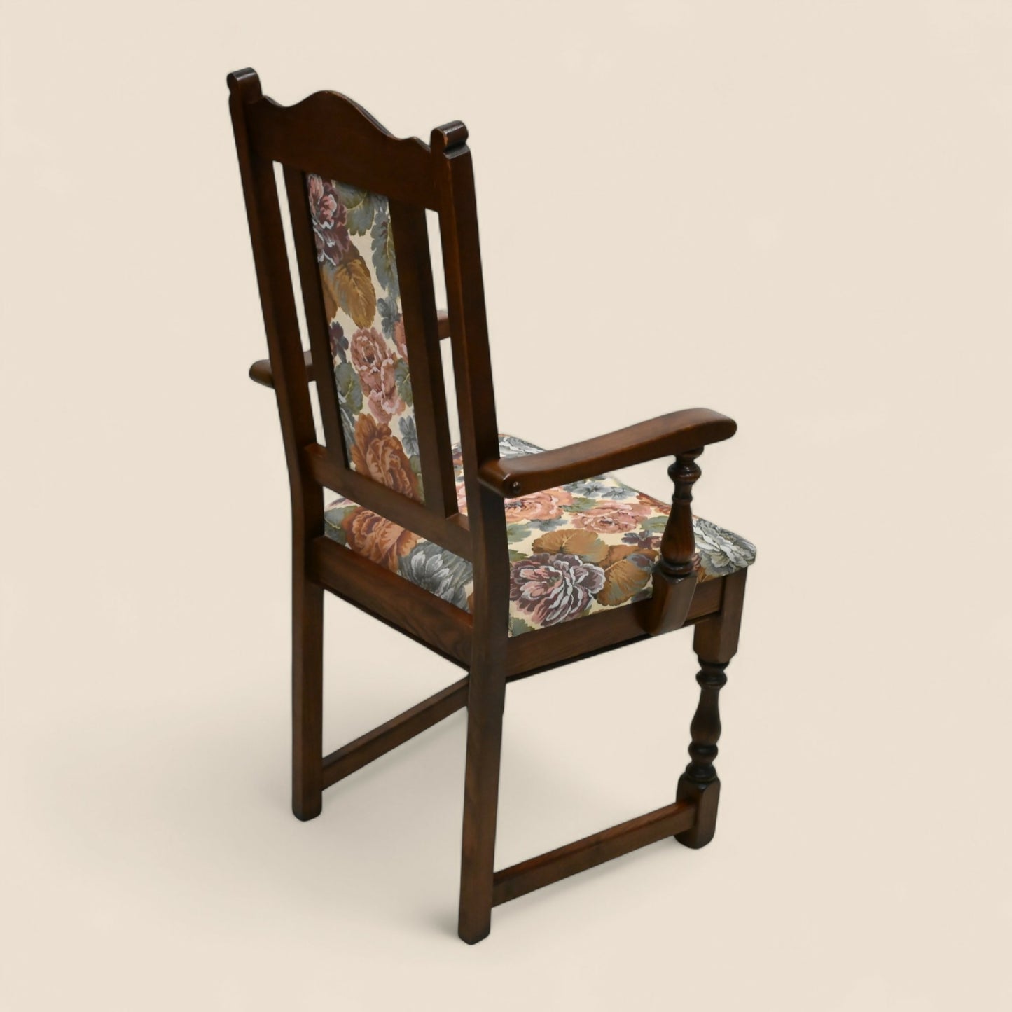6 Old Charm Dining Chairs Upholstered Tudor Brown Frames FREE UK Delivery*. SBR10636/2606E