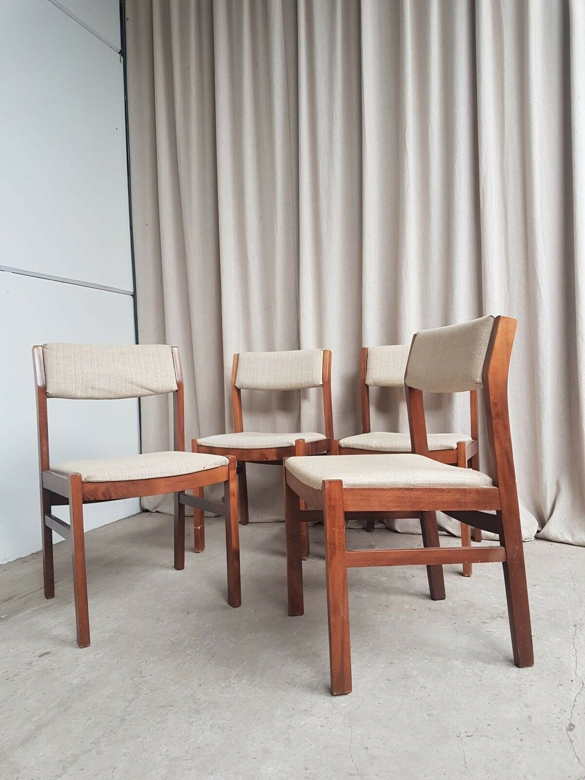 Vintage Mid Century Set Of 4 Dining Chairs Danish Scandi Retro R742
