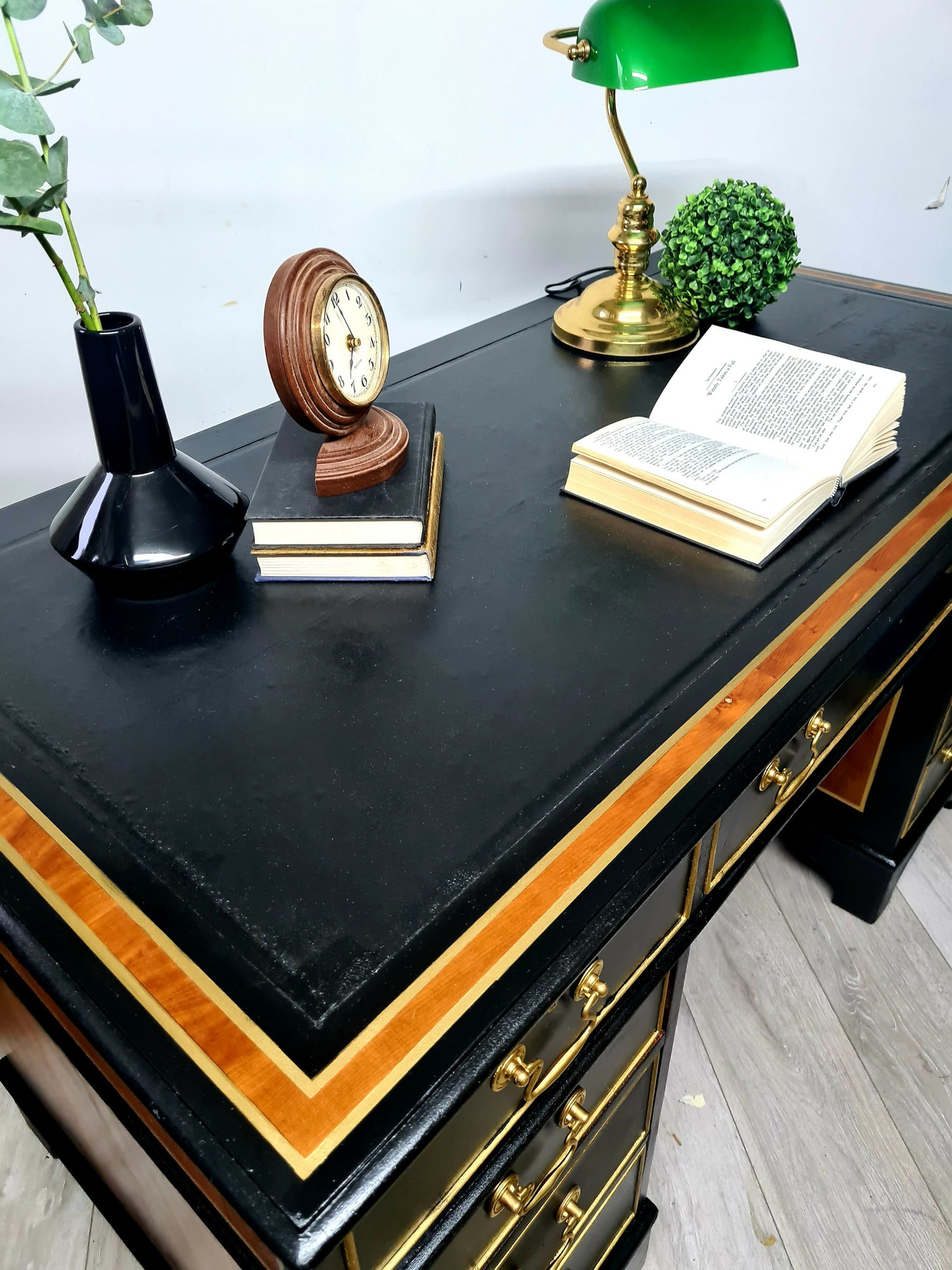 Black and gold captains chest