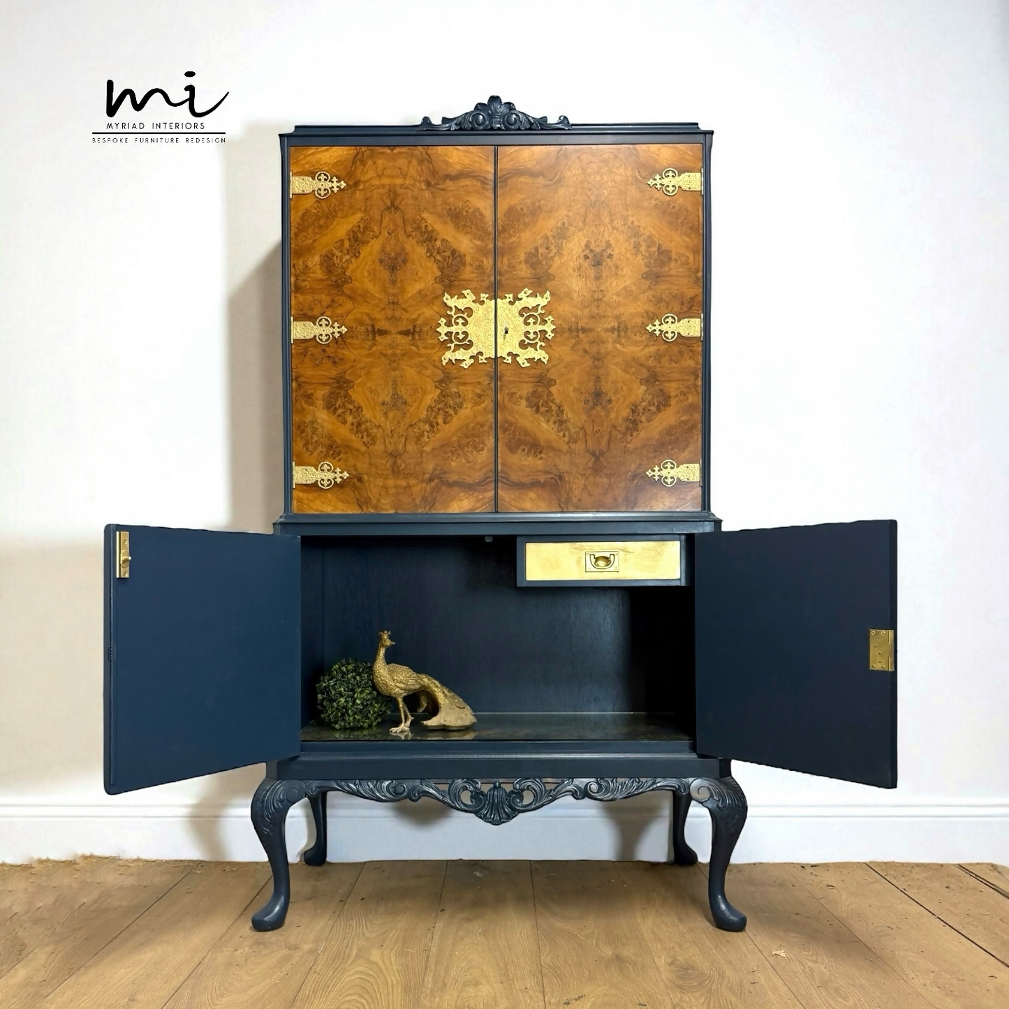 Navy blue Queen Anne cocktail cabinet, refurbished Art deco drinks cabinet, Sideboard walnut