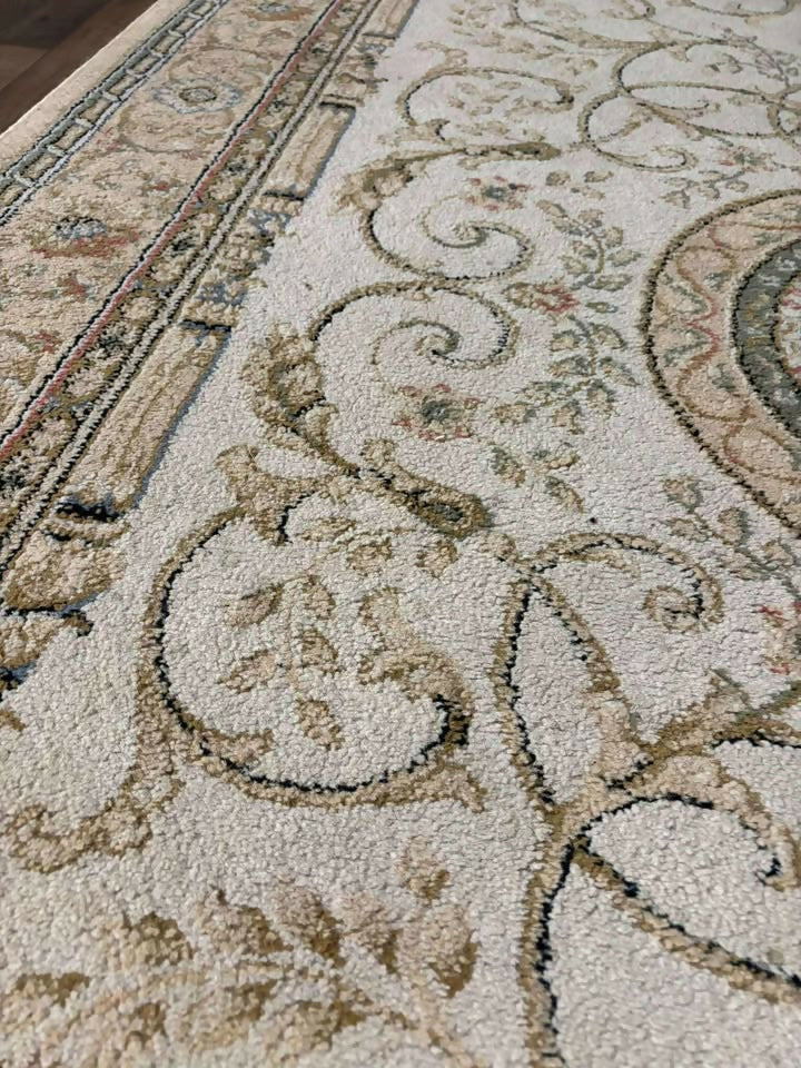 Contemporary Cream Patterned Rugsd