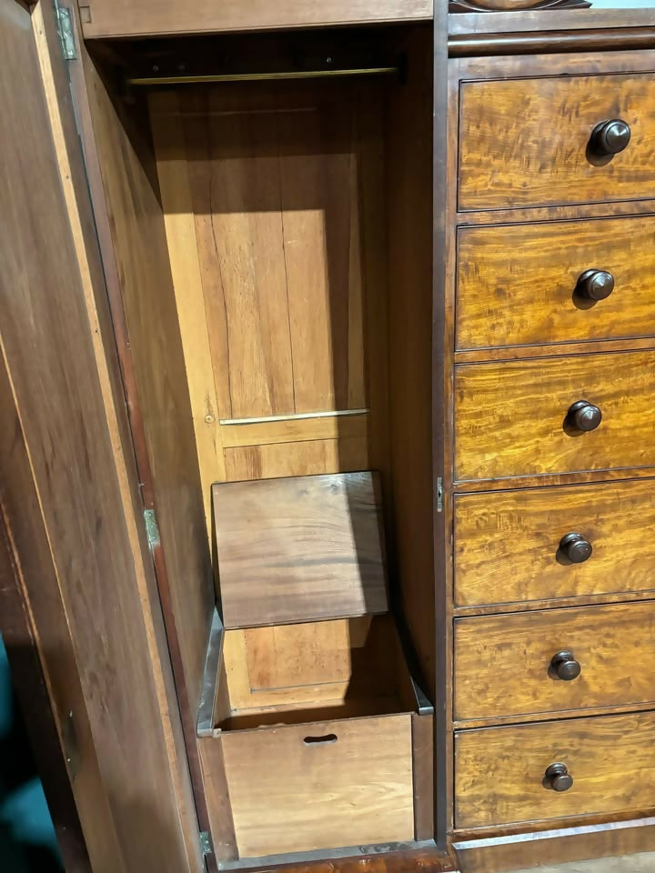 Victorian Gentleman's Sentry Wardrobe8