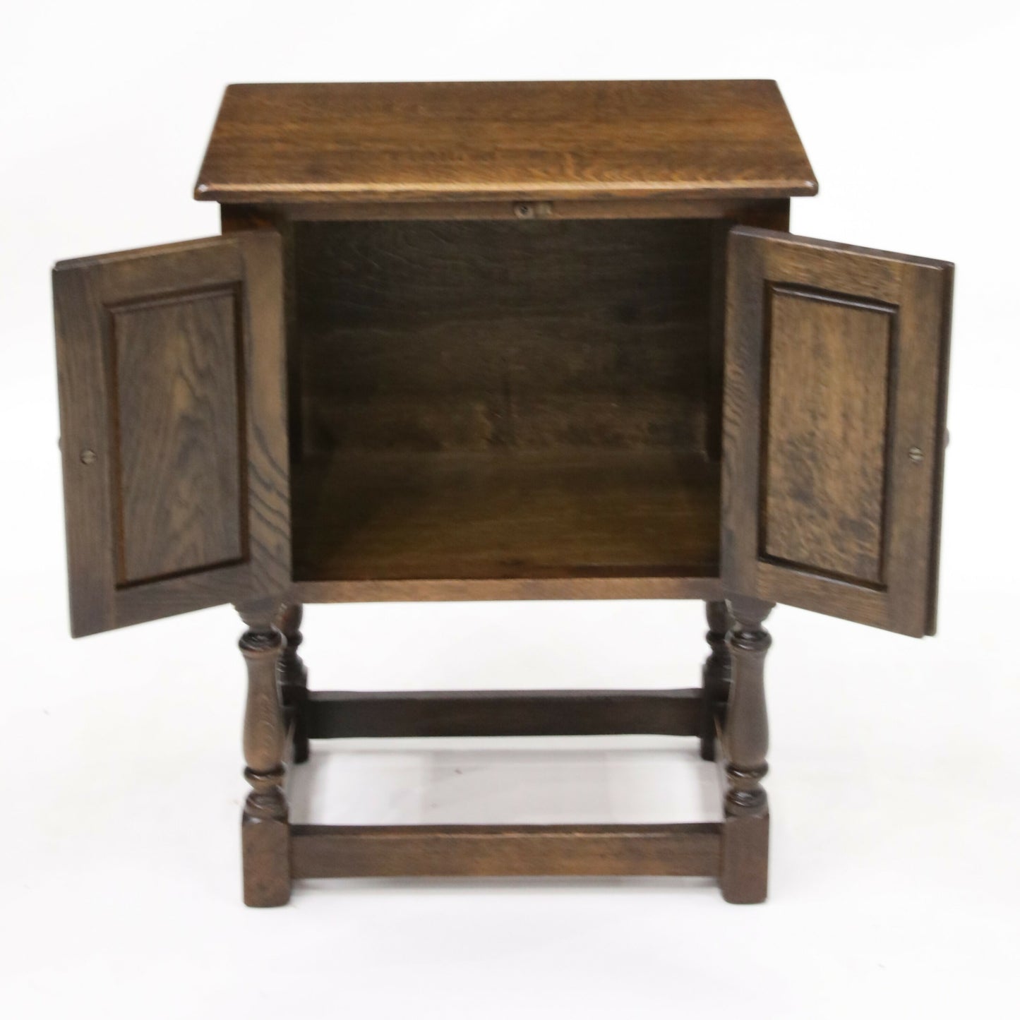 Old Charm Style Oak Pedestal Cupboard Bedside Cabinet Carved Doors FREE DELIVERY. SBR9516/0209D