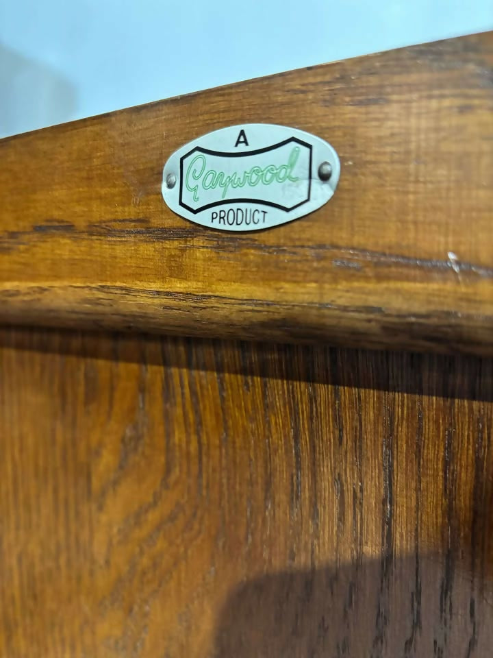 Vintage Honey Oak Carved Sideboardvv