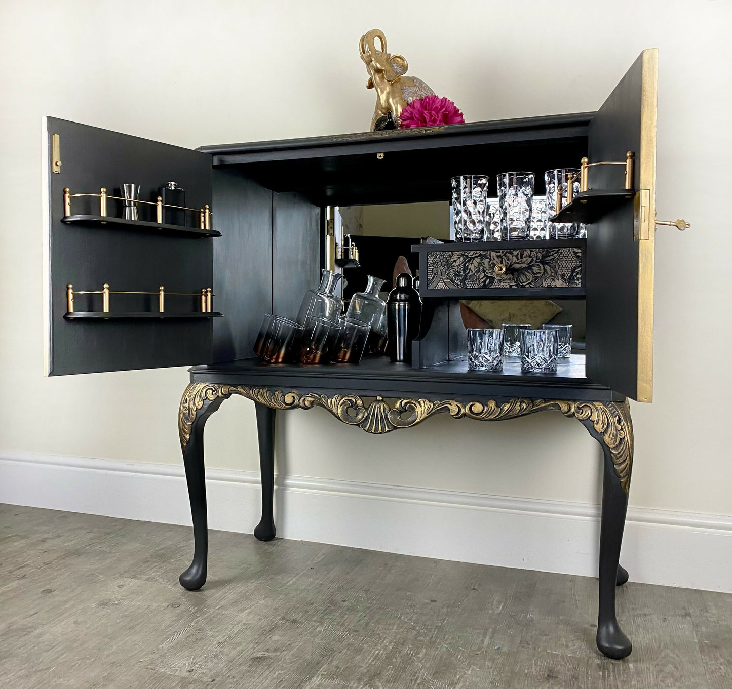 Drinks Cocktail Cabinet