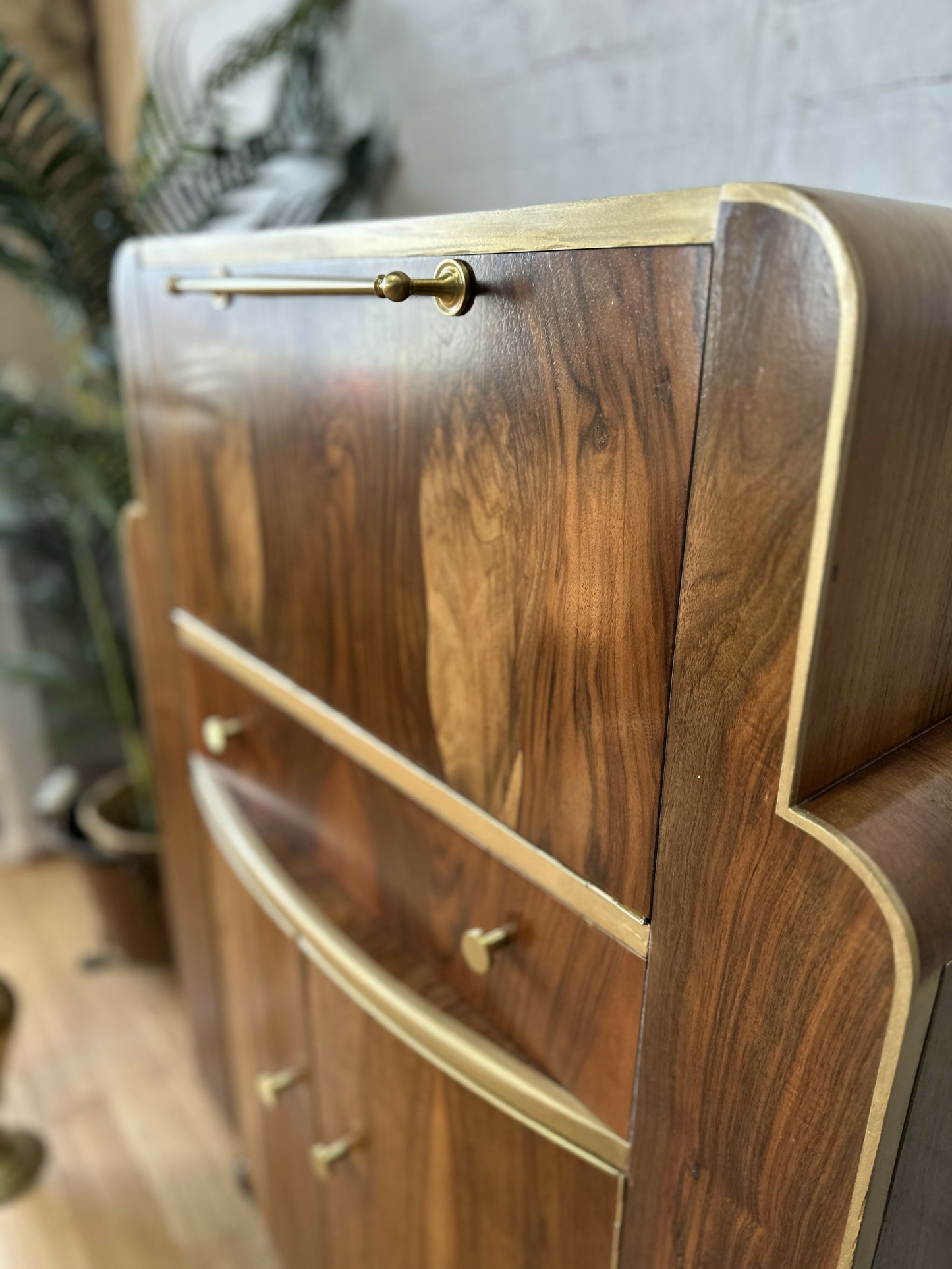 Cocktail Cabinet, Vintage Drinks Bar, Art Deco,1930’s Drinks Unit, Retro Bar, Walnut MADE TO ORDER