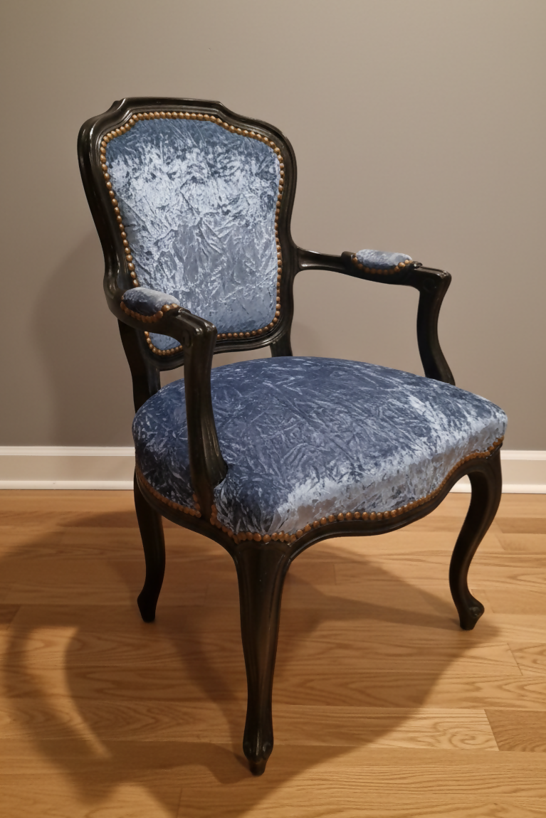 Louis XV Rococco Style Vintage Antique Chair Blue Crushed Velvet