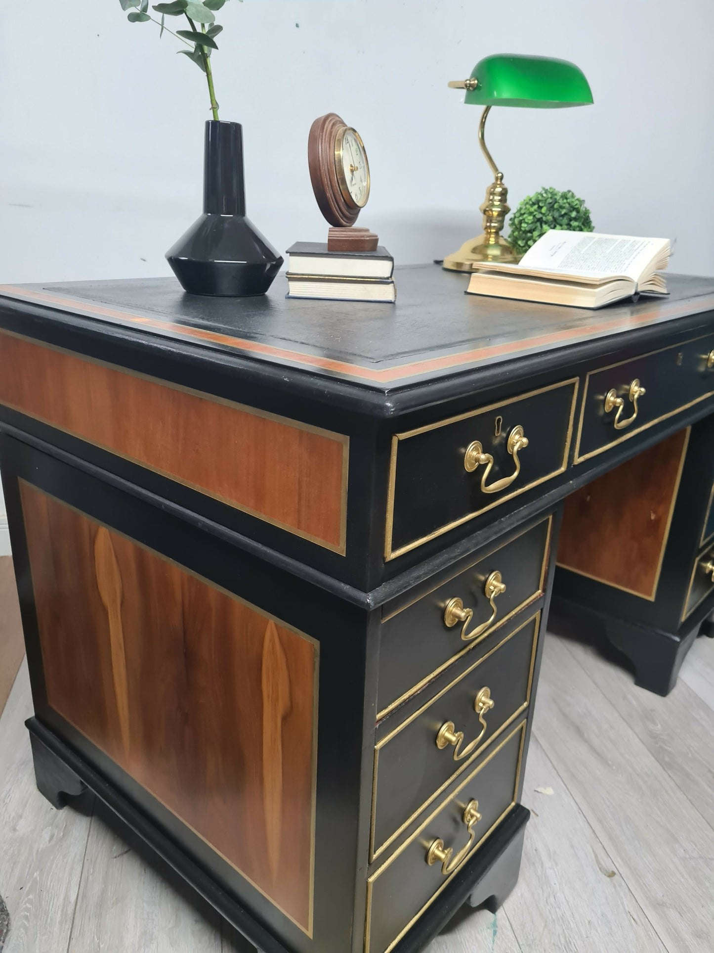 Black and gold captains chest