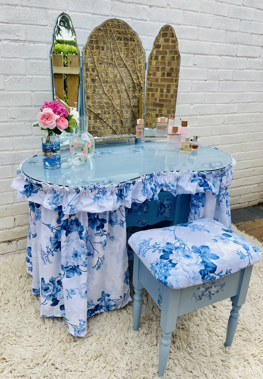navy blue dressing table stool Dressing Table Navy Blue Velvet Stool Whatseaso Blue Velvet Makeup Vanity Stool With Black Legs WJ314WJ5