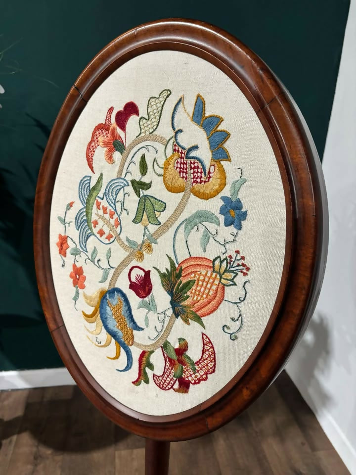 Early 20th Century Ladies Needlework Fire Screen7