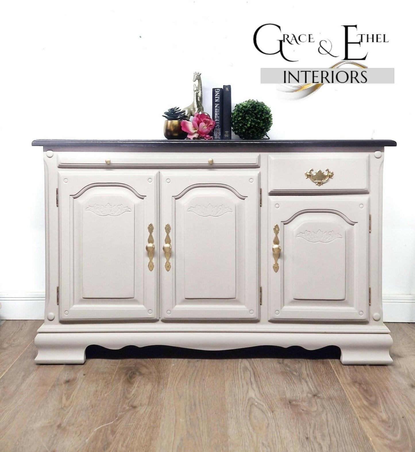 vintage sideboard, buffet,media unit, drinks cabinet, beige,taupe,vintage, kitchen cupboard,cupboard,cabinet