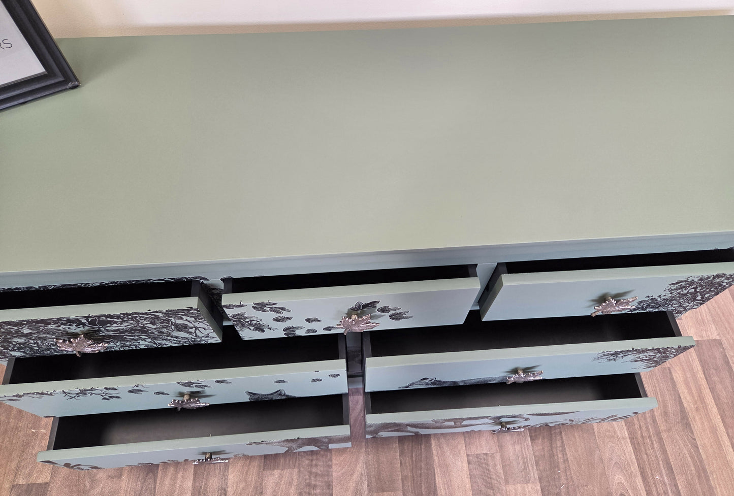 Customised Cotswold Company Drawers/Sideboard/Buffet/Dresser