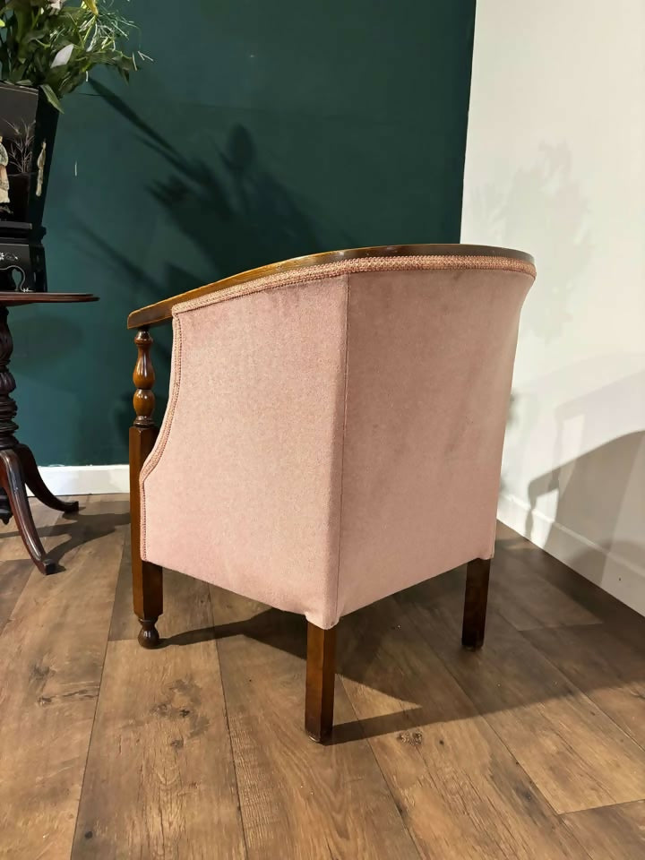Vintage Oak Tub Arm Chair45