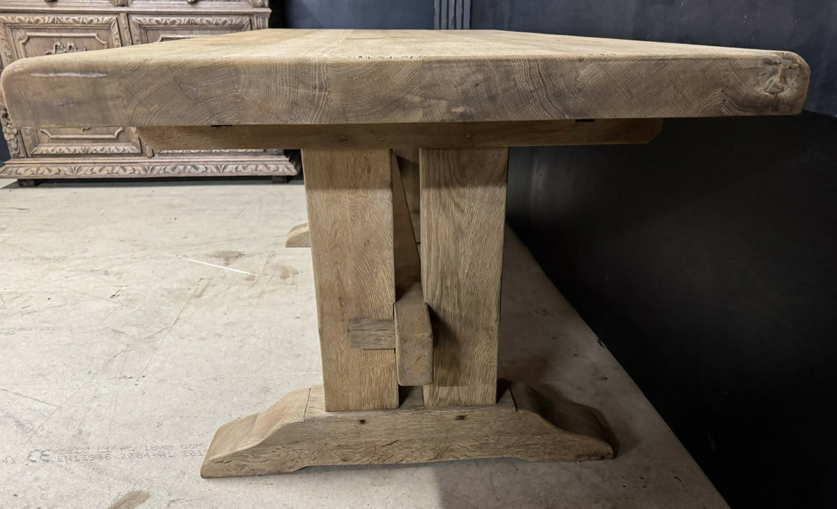 Good Quality Bleached Oak Farmhouse Dining Table