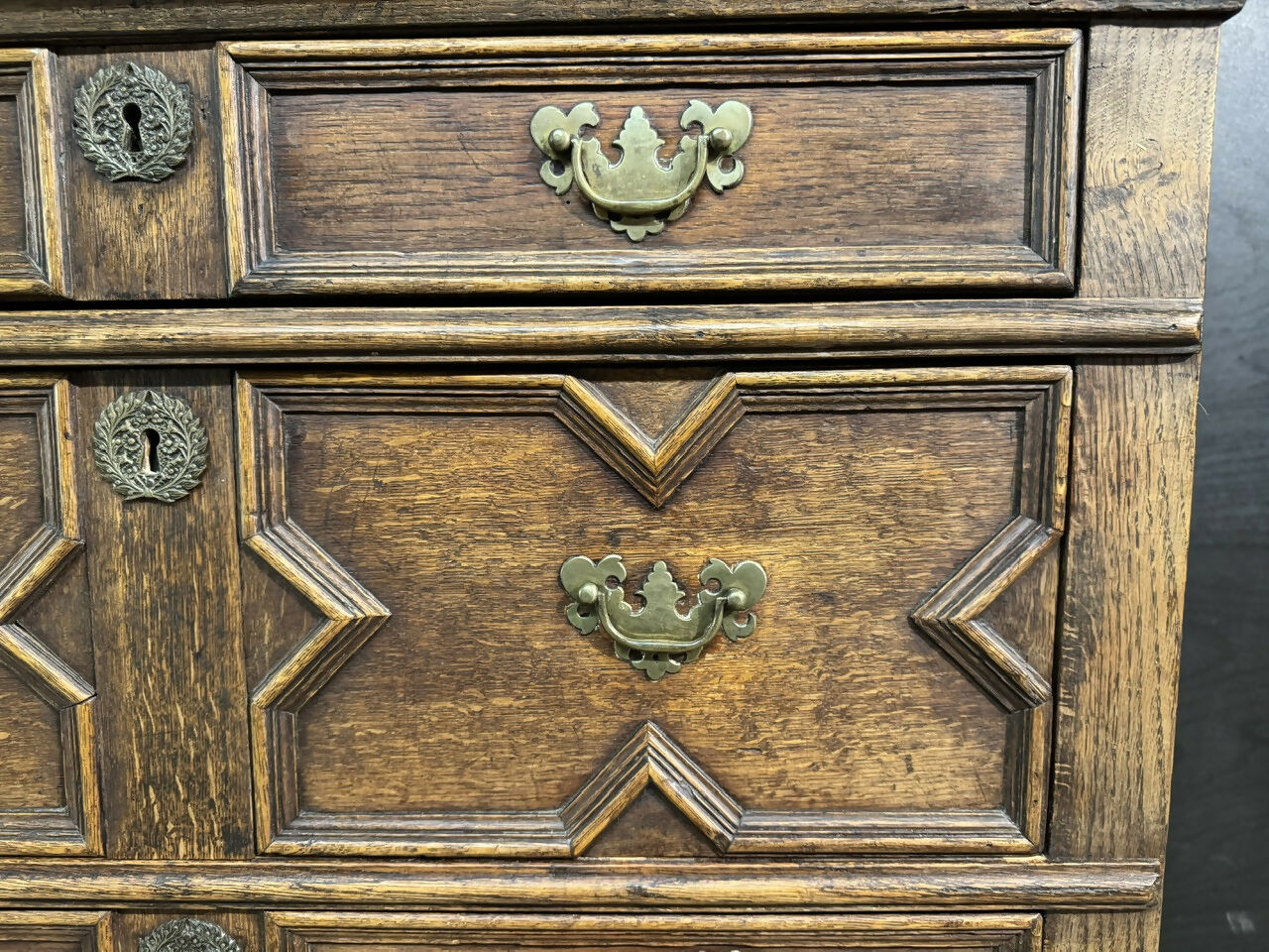 18th Century Oak chest of Drawers