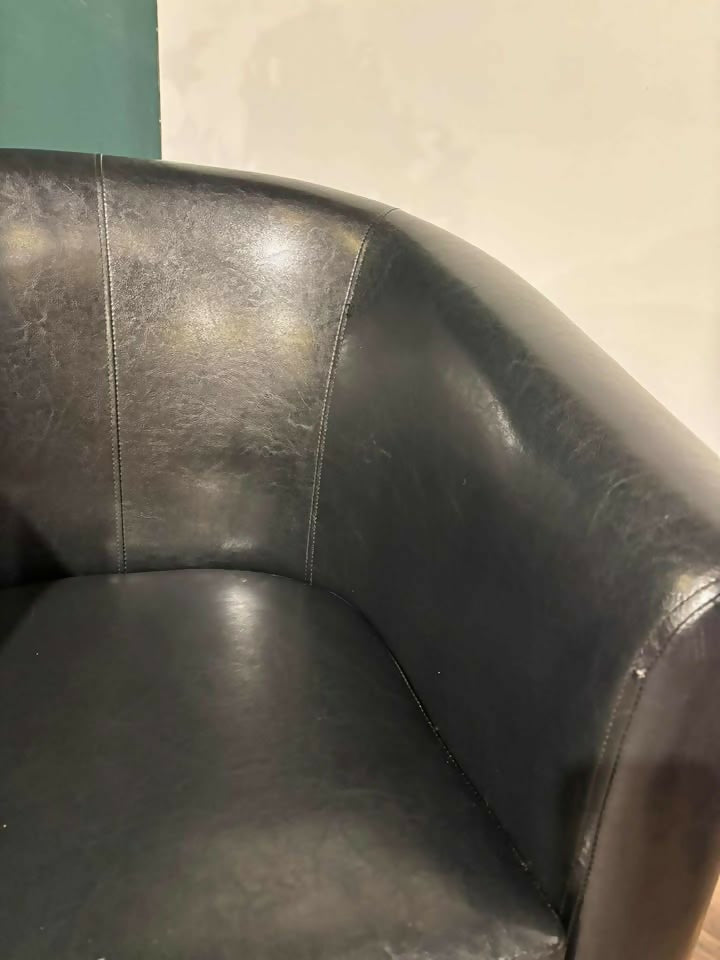 Contemporary Tub Chairn