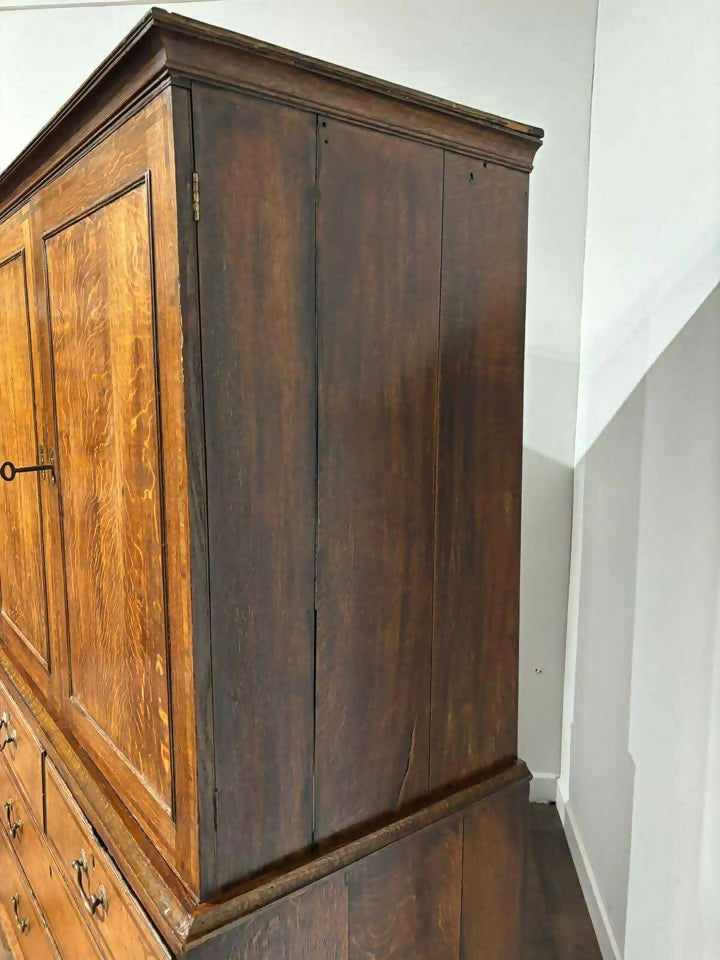 George III Oak Linen Press (c. Late 18th Century)