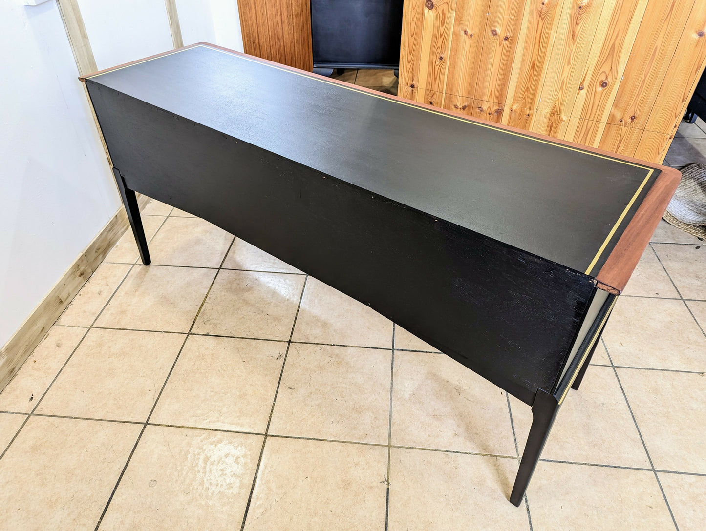 Stag minstrel black/ gold dressing table/desk
