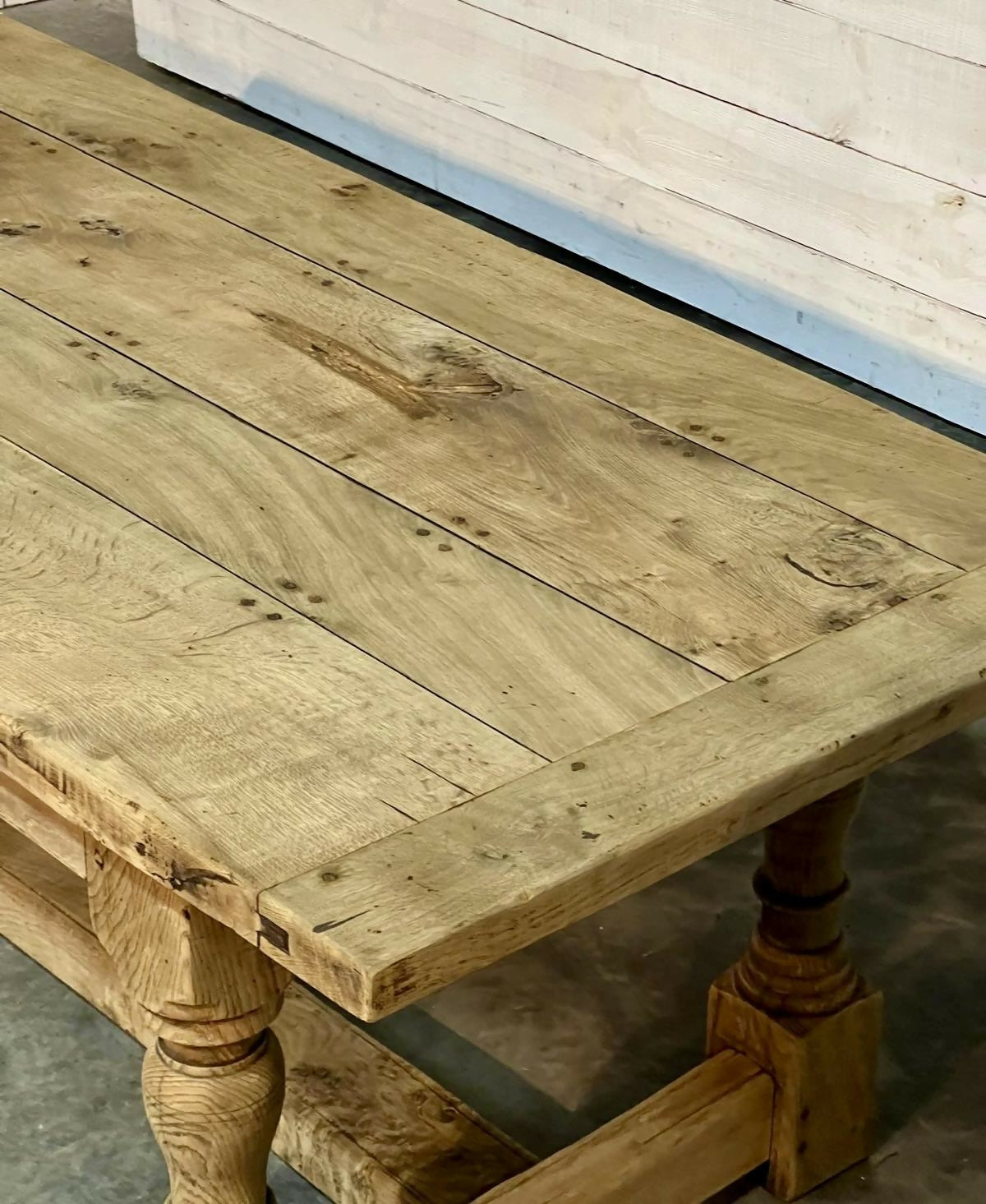 Good Quality Oak Farmhouse Dining Table