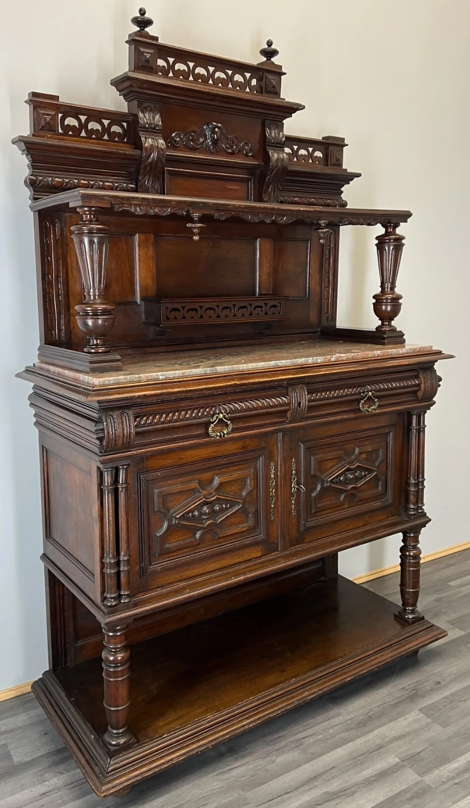 Sideboard Antique French Style Walnut Marble Display Cabinet Cupboard LOT 3576