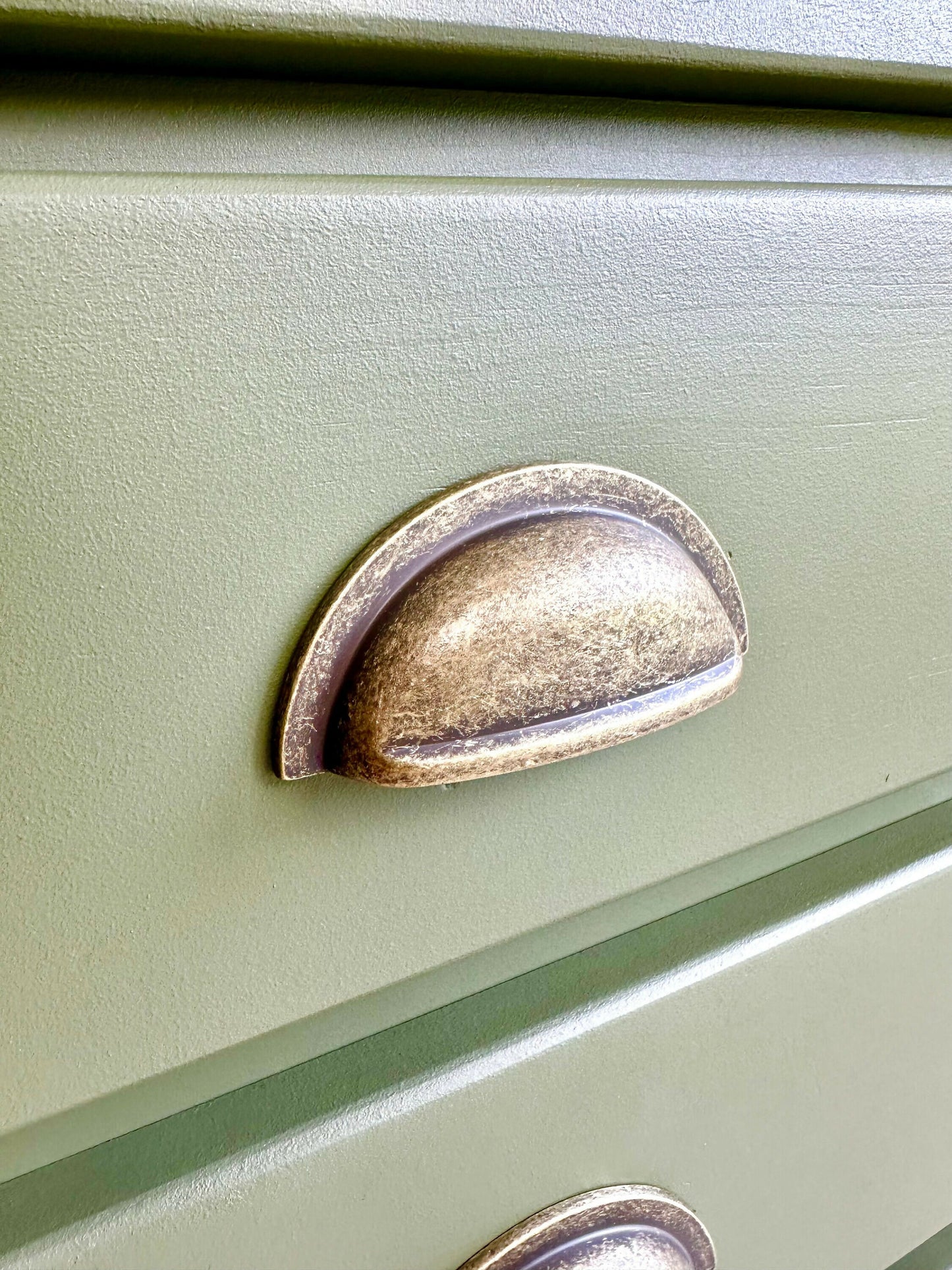 Green Display Cabinet 8