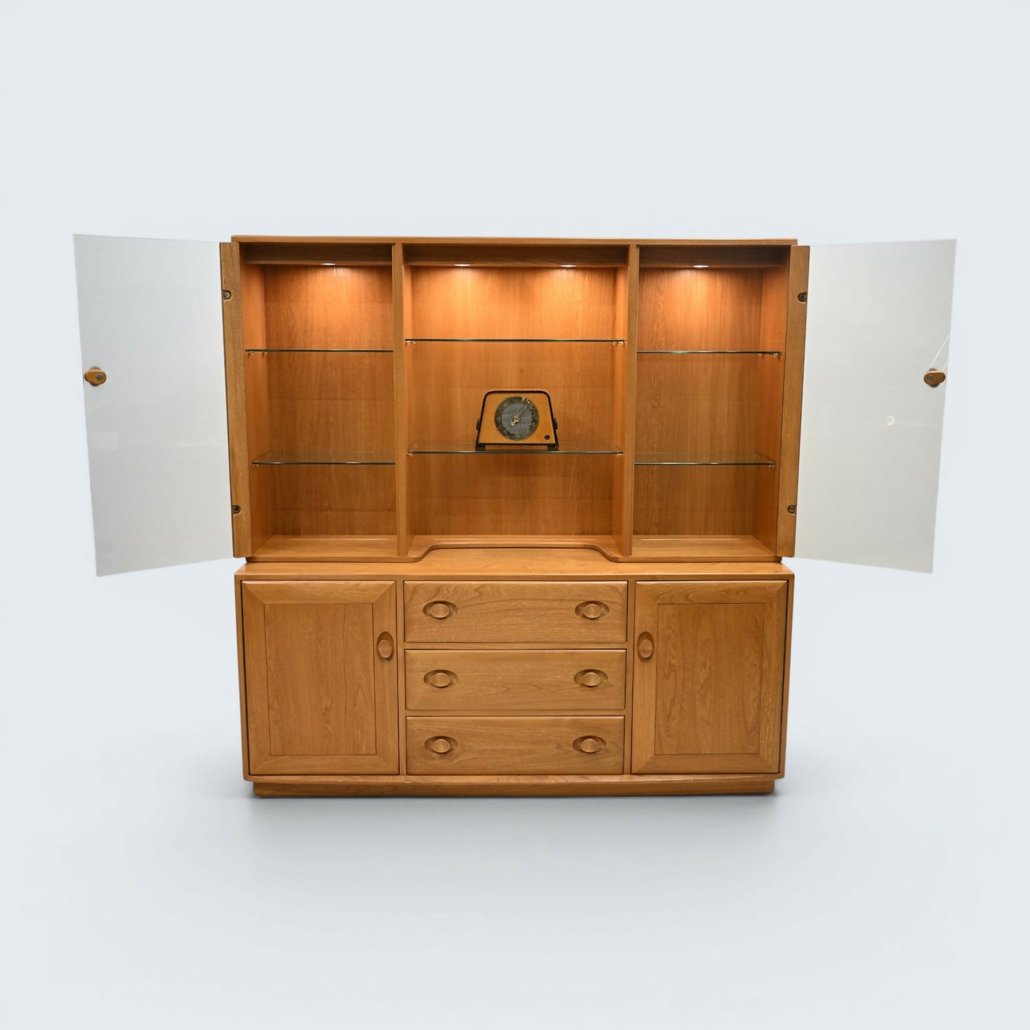 Ercol Windsor Sideboard Display Cabinet Top Light Finish VGC FREE UK Delivery*