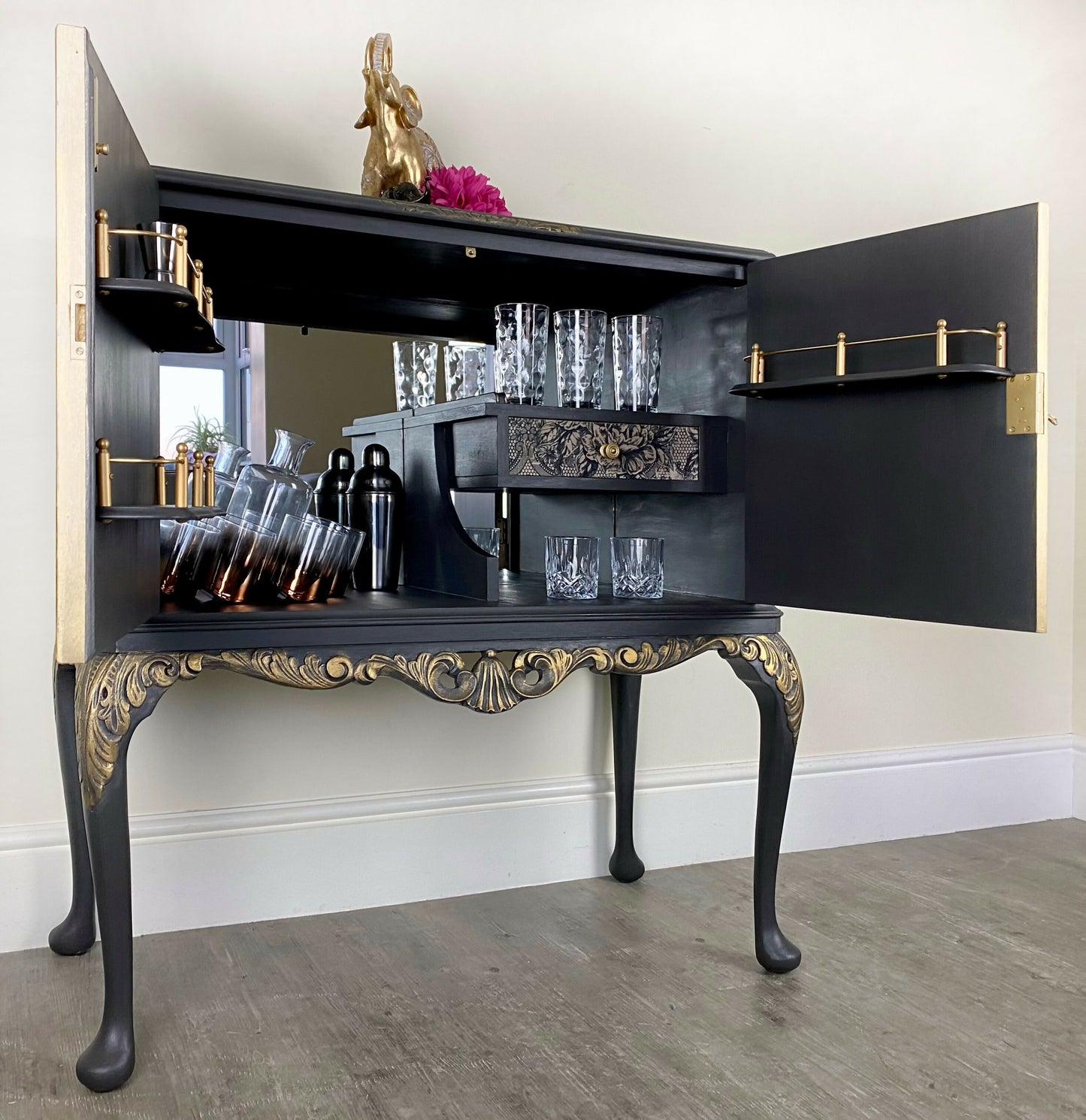 Drinks Cocktail Cabinet