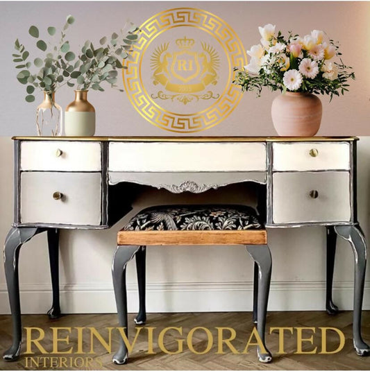 WRIGHTON Dressing Table and Stool