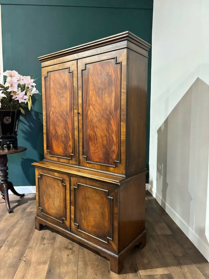 Reproduction Mahogany Cabinet6