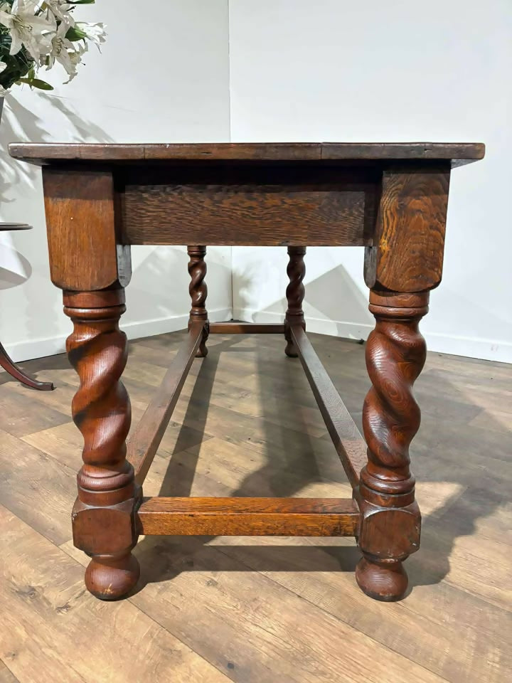 Large Early 20th Century Barley Twist Oak Preparation Table