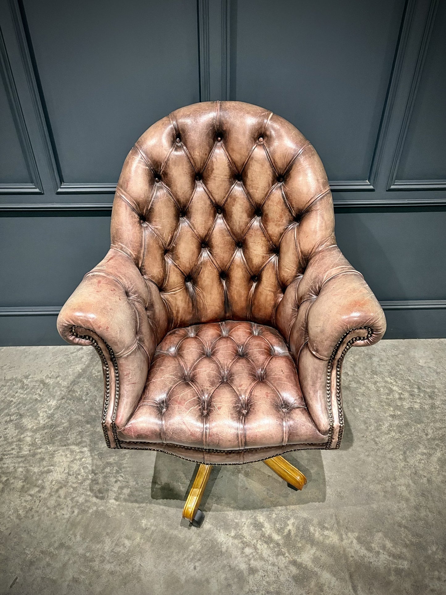 Buttoned Leather Antique Swivel Desk Chair