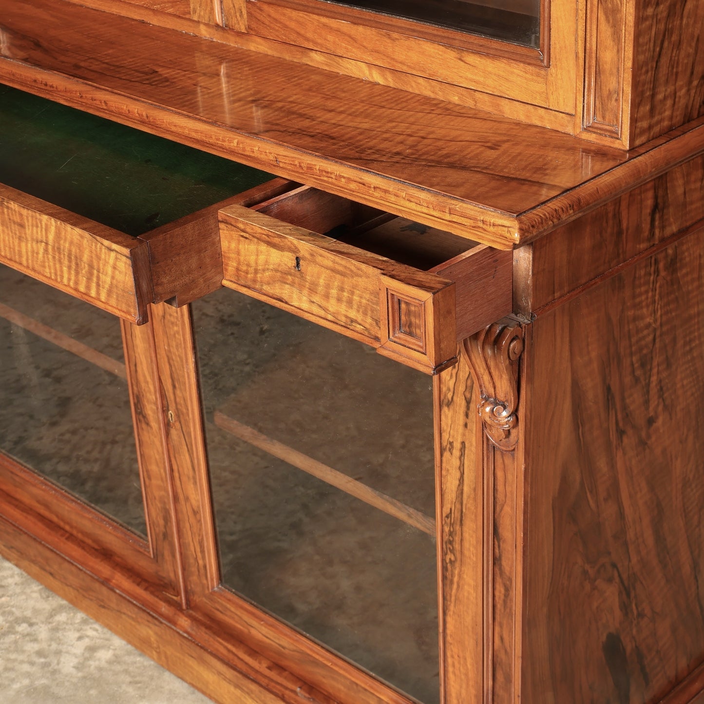 Fine William IV Walnut Vintage Glazed Bookcase Display Cabinet