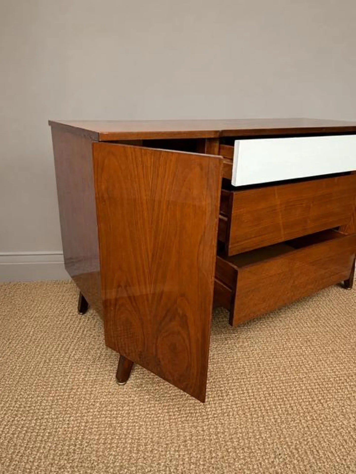 Vintage Meredew Mid Century Sideboard | Compact Drinks Cabinet | Media Console