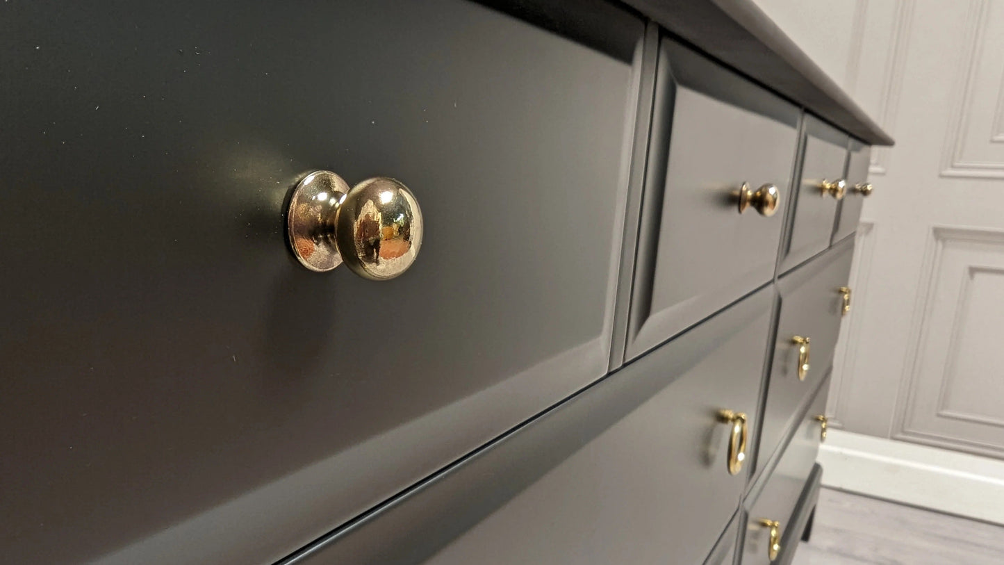 Stag Minstrel Captains Chest , 8 Drawer Captains Chest in Black