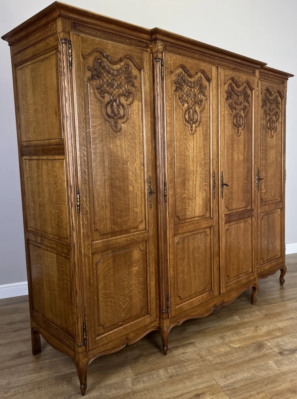 Wardrobe Vintage French Louis XVI Style Oak Four Door Carved Armoire LOT 4877