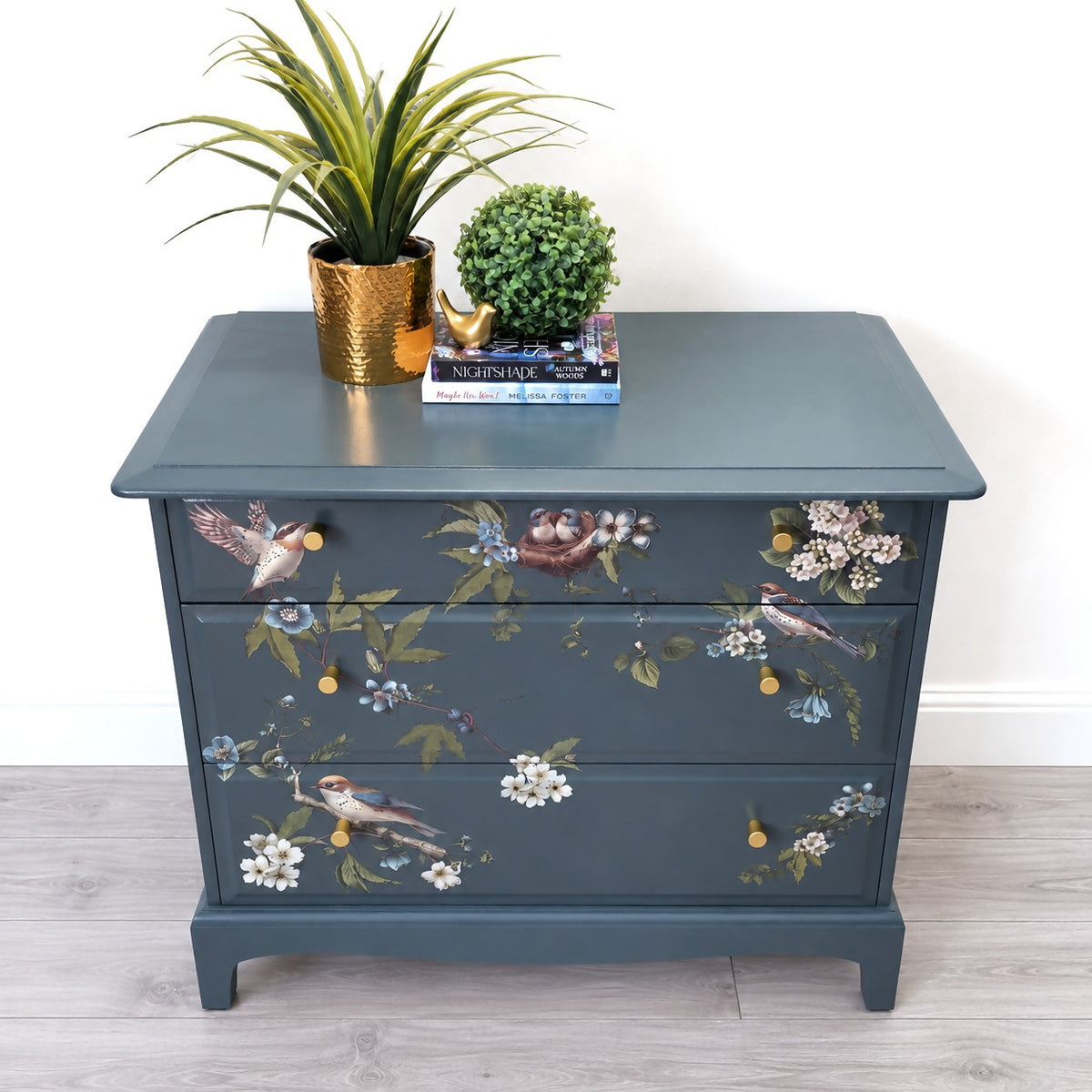 Vintage Stag Minstrel Chest of Drawers – Dark Grey with Botanical Bird Design