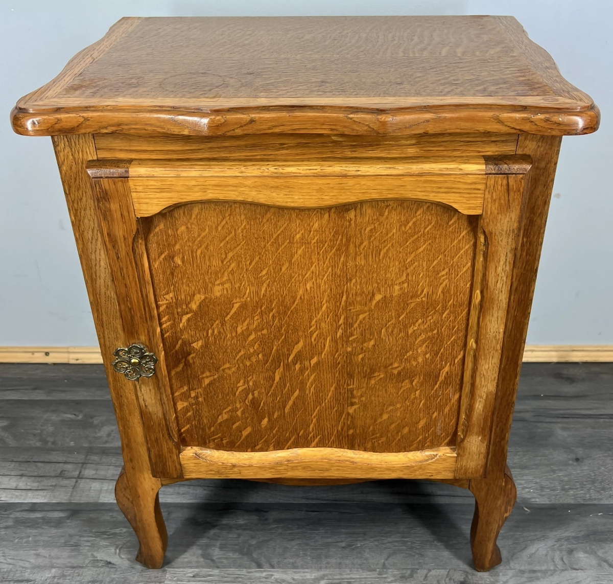 Bedside Table Vintage French Louis XVI Nightstand Oak Cabinet LOT 24299
