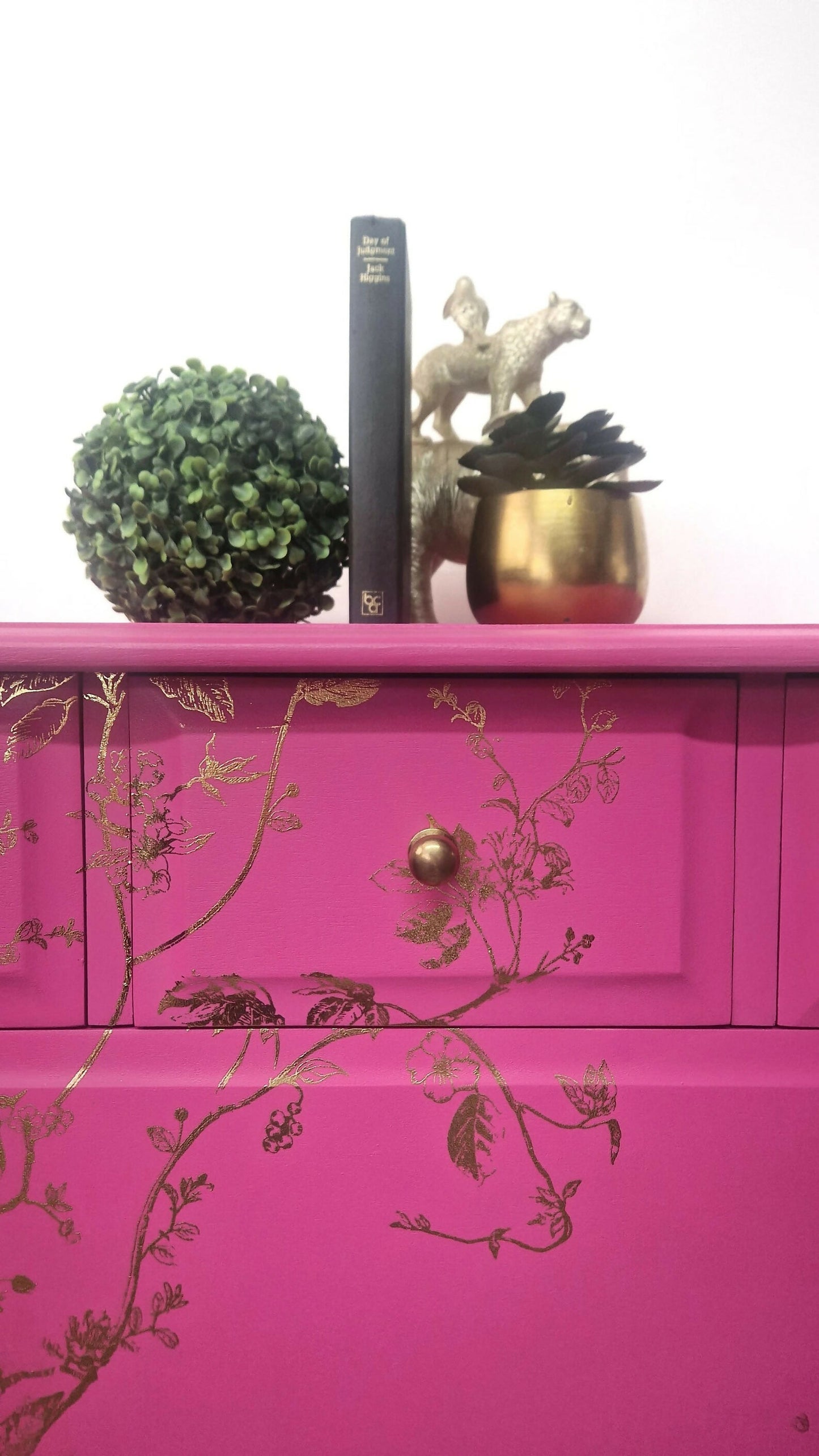 Stag chest of drawers in hot pink and gold