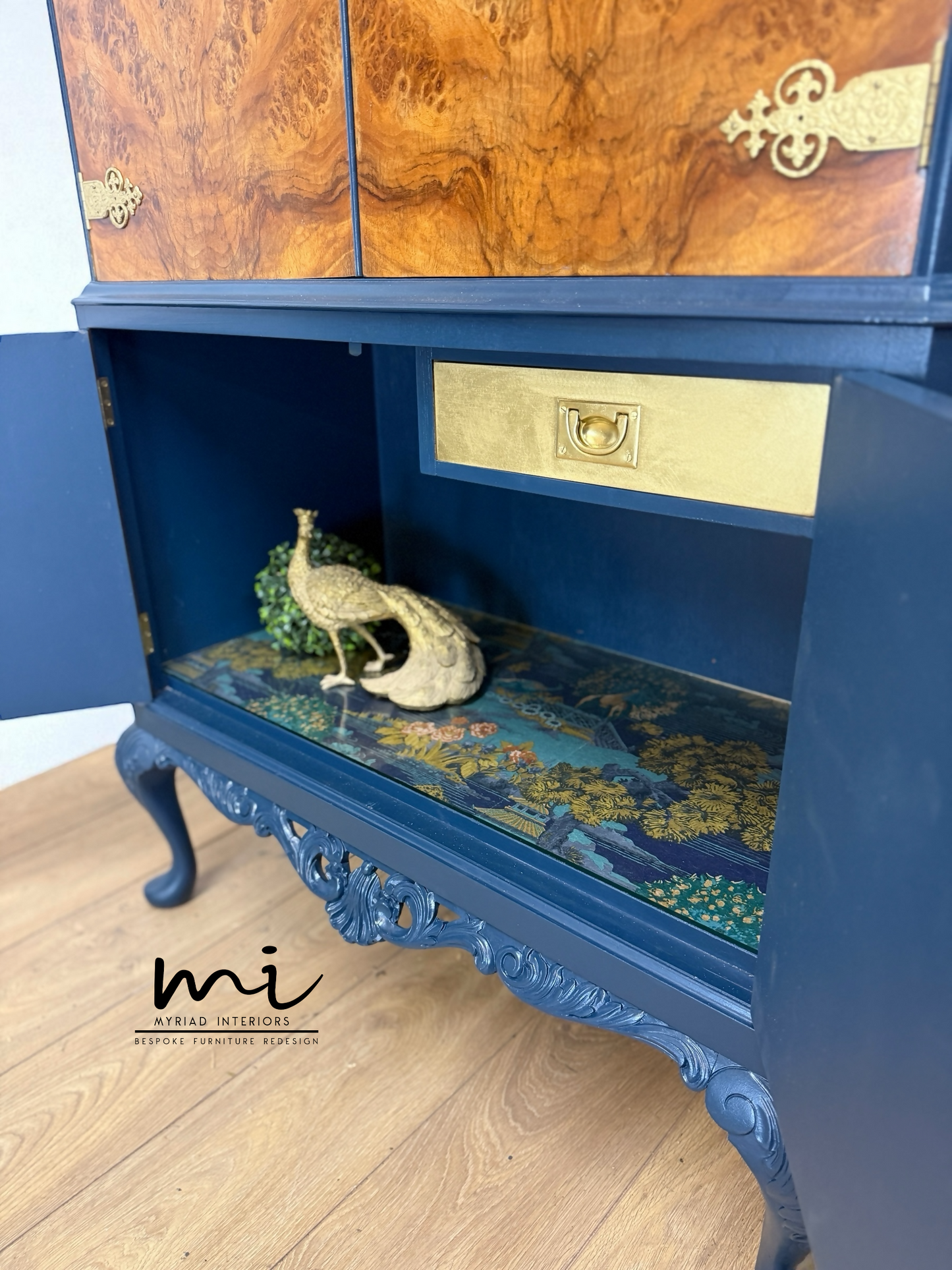 Navy blue Queen Anne cocktail cabinet, refurbished Art deco drinks cabinet, Sideboard walnut